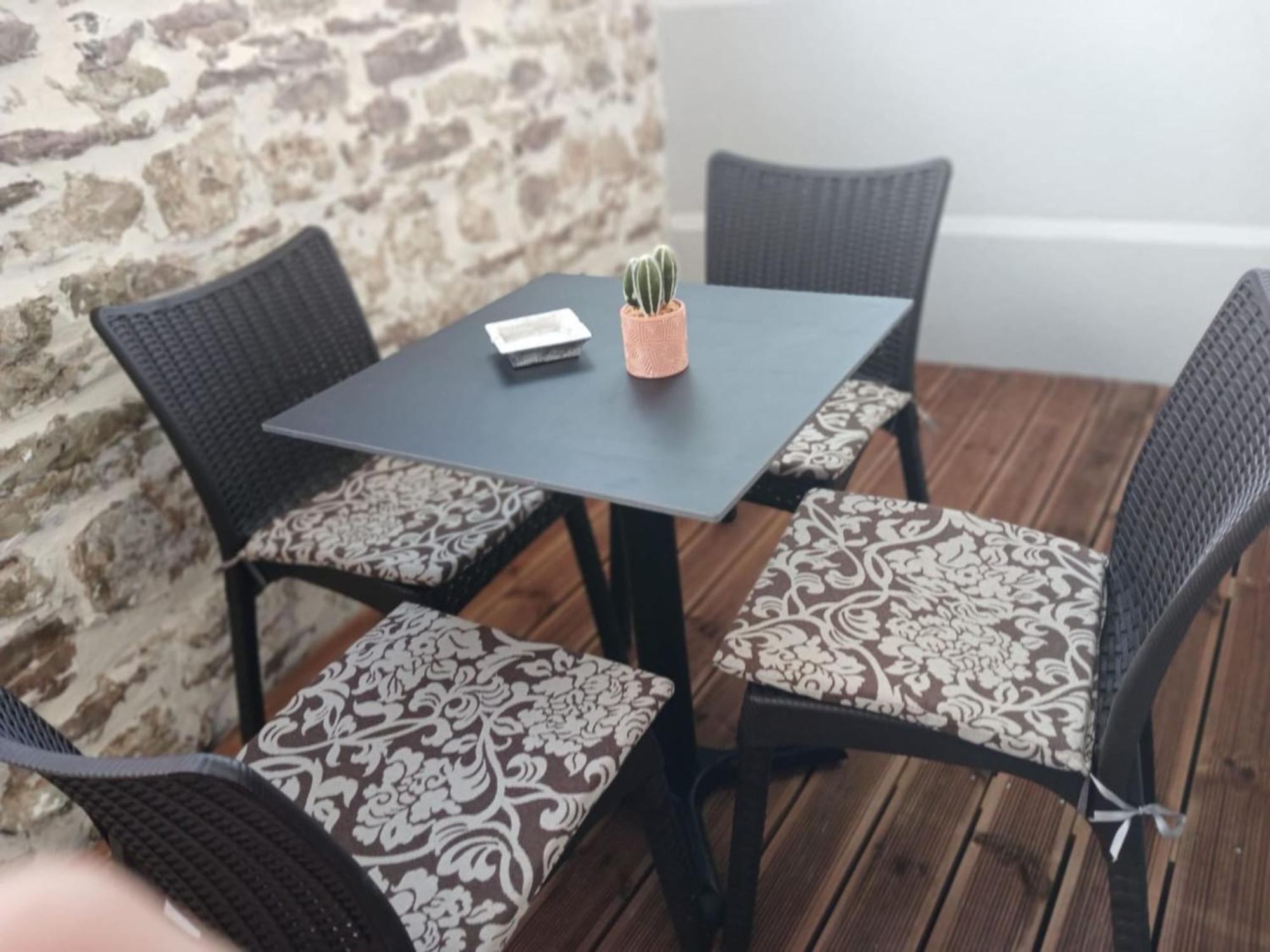 Mato Apartment Гирокастра Экстерьер фото